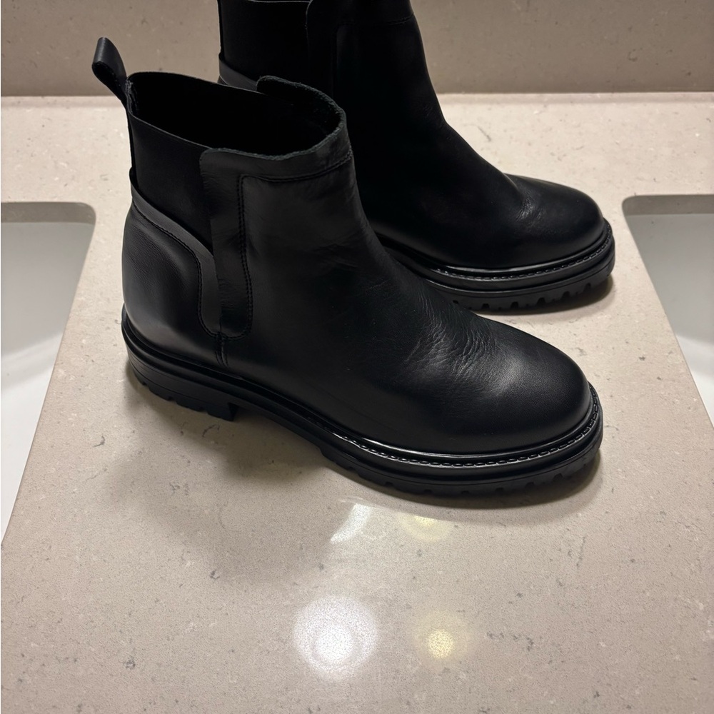 Steve Madden Black Ankle Boots